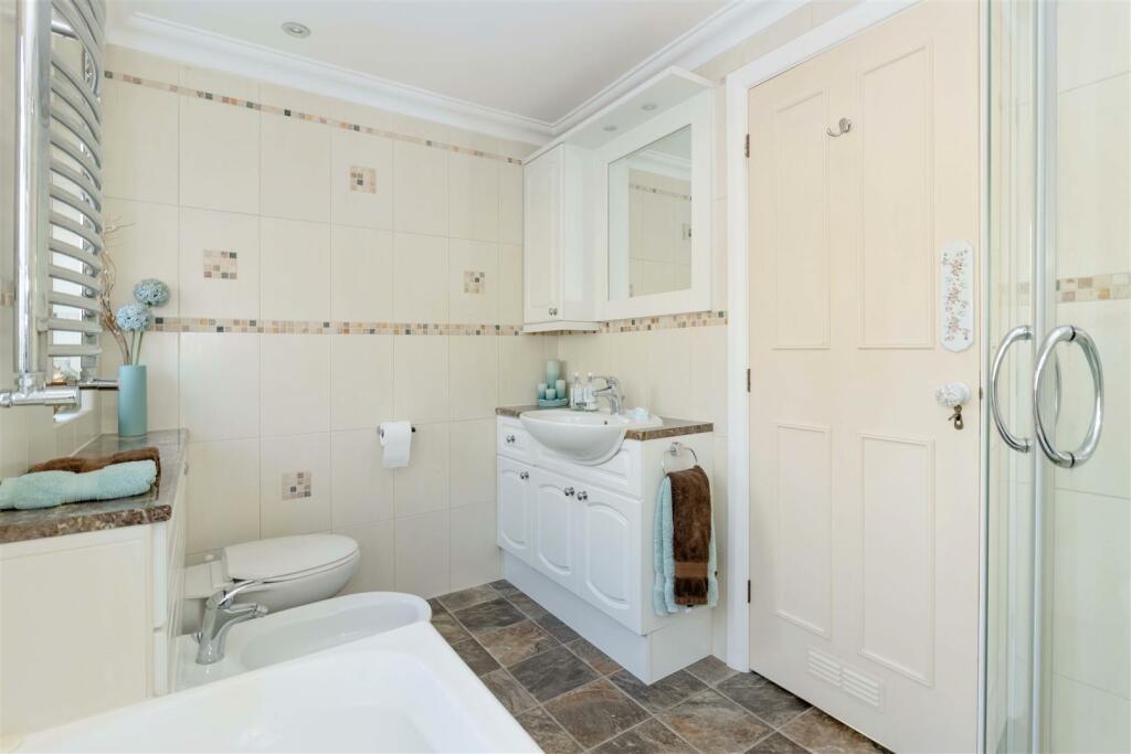 Additional image 23 of Manor Road, Lancing