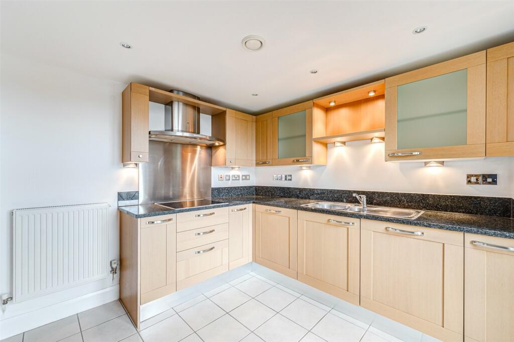 Additional image 14 of Steyne Gardens, Worthing, West Sussex, BN11