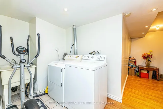 Additional image 30 of 43 Goldenlight Circ