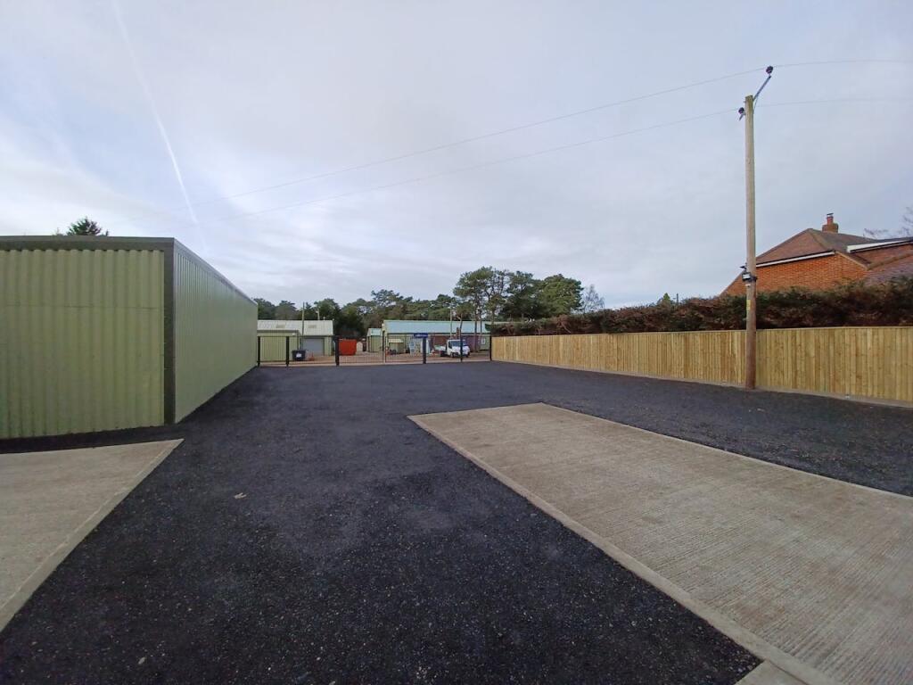 Additional image 13 of Unit 7 Bostwick Farm, Bostwick Lane, Christchurch, BH23 6BN