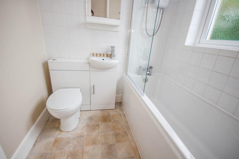 Additional image 8 of Student House, Winton
