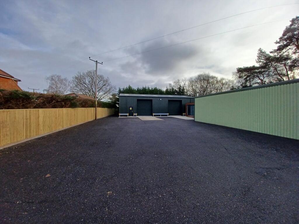 Additional image 6 of Unit 7 Bostwick Farm, Bostwick Lane, Christchurch, BH23 6BN