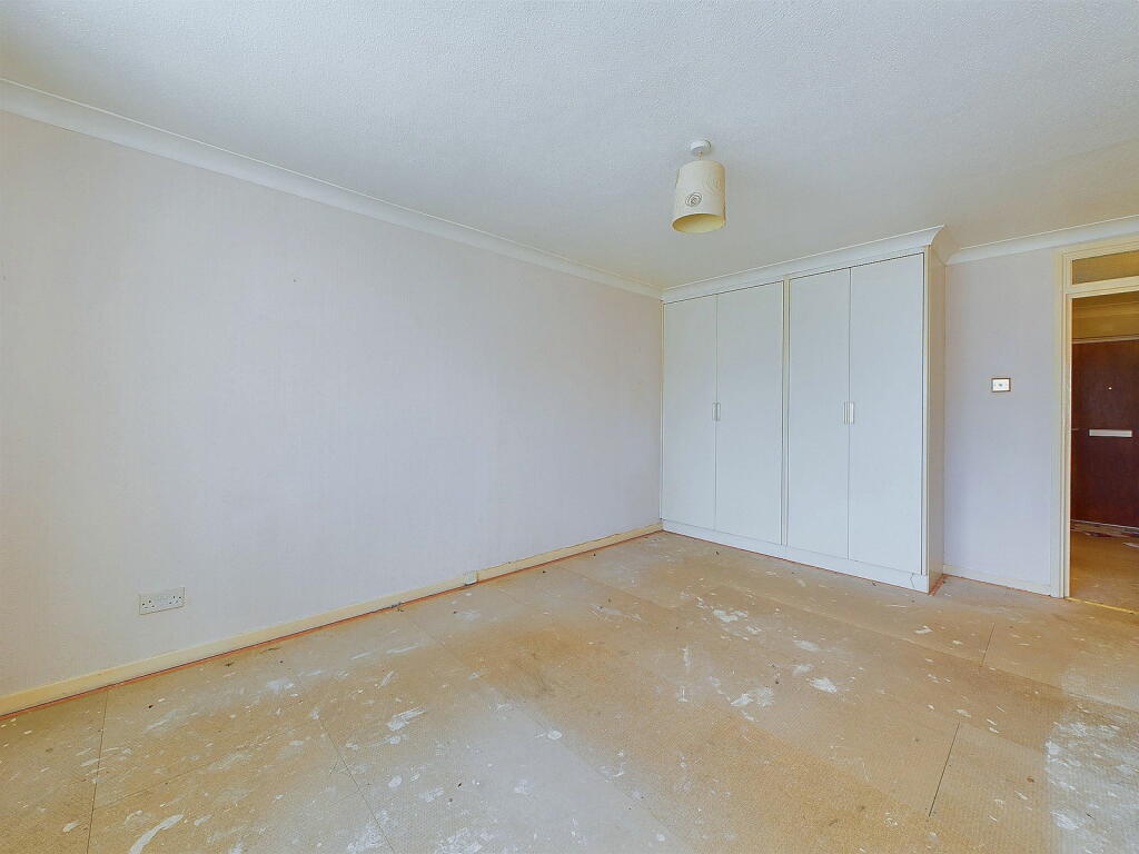 Additional image 8 of Cardinal Court, Grand Avenue, Worthing, BN11