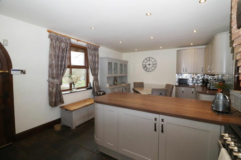 Additional image 9 of Lace Cottage, Hollymount Lane, Greenmount, BL8