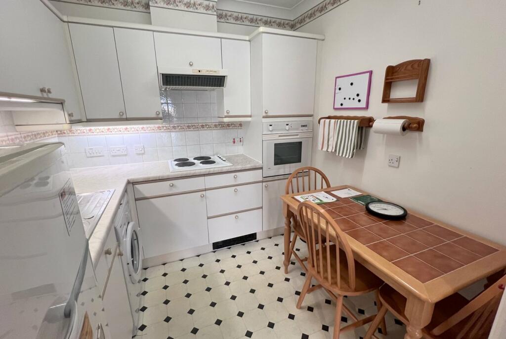 Additional image 2 of Fernlea Avenue, Ferndown, BH22