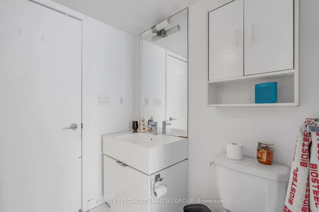 Additional image 15 of 21 Iceboat Terr Unit 1705