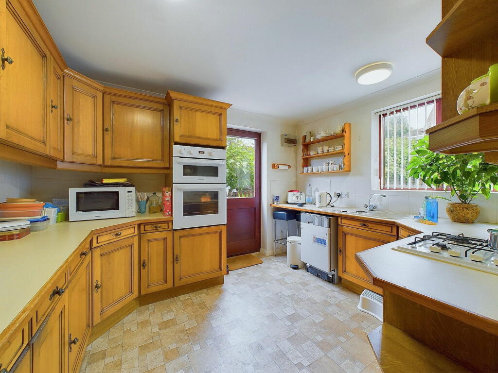 Additional image 9 of The Old Fig Garden Bishops Close, Tarring, West Sussex, BN14