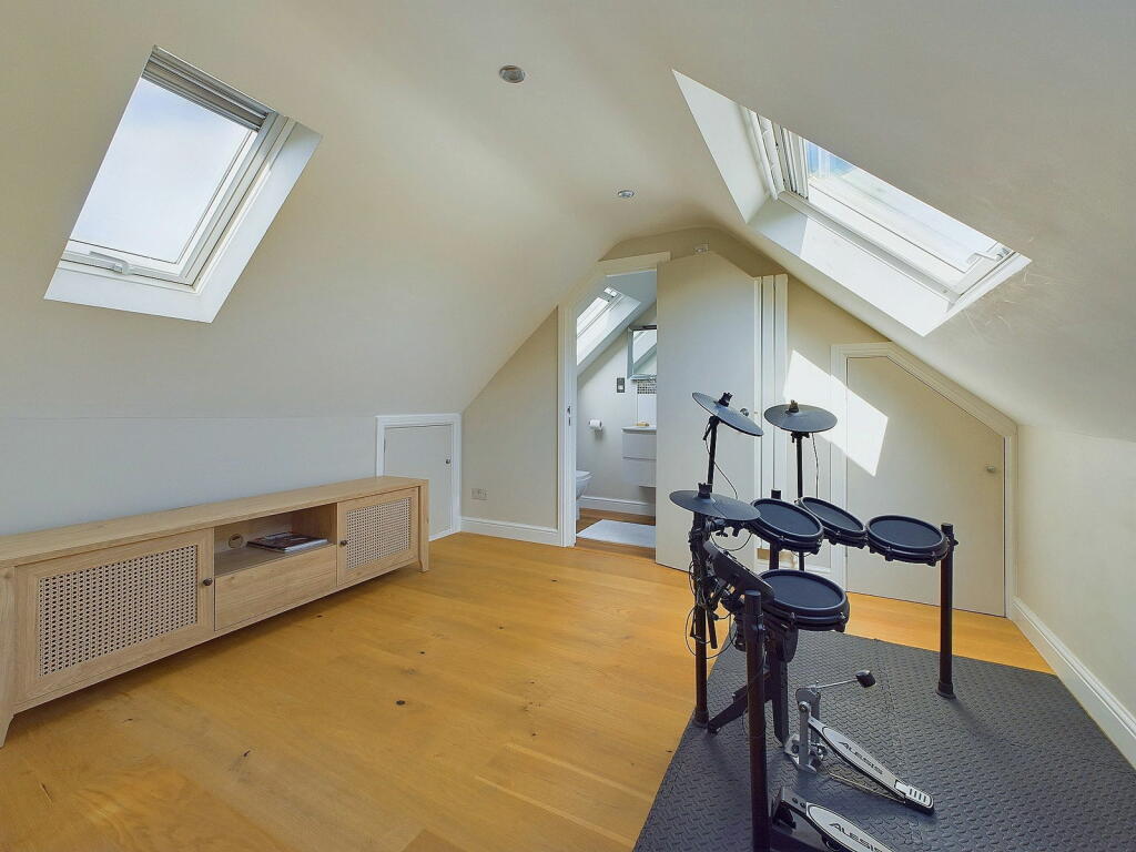 Additional image 16 of Edward Close, Hove, BN3 6WJ