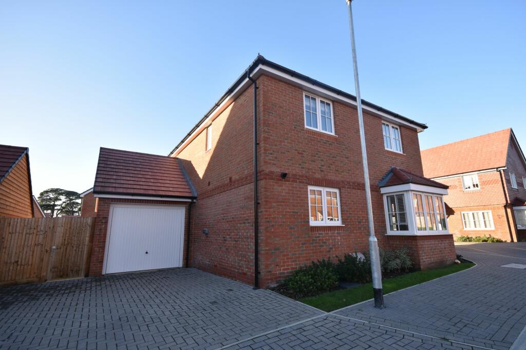 Additional image 11 of Fontwell Avenue, Fontwell, BN18