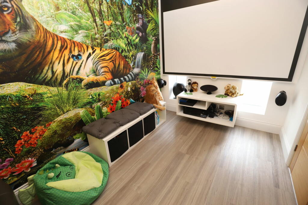 Additional image 19 of Greymont Road, Bury, BL9 6PN