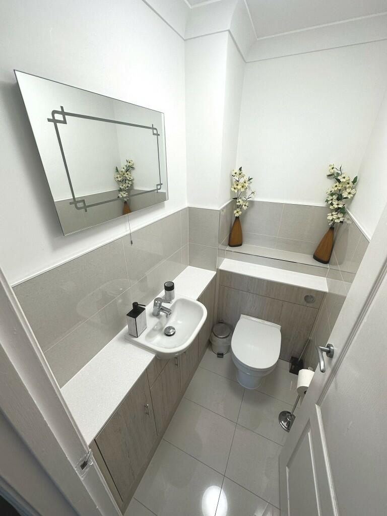 Additional image 10 of Russell Cotes Road, Bournemouth, Dorset, BH1