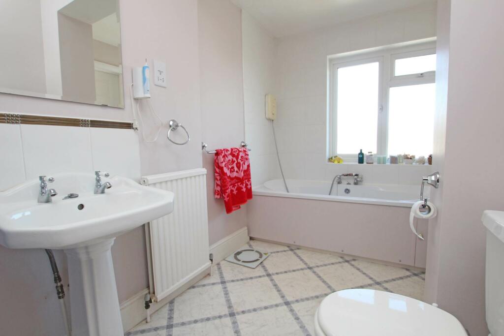 Additional image 8 of Cliff Road, BN20 7RU