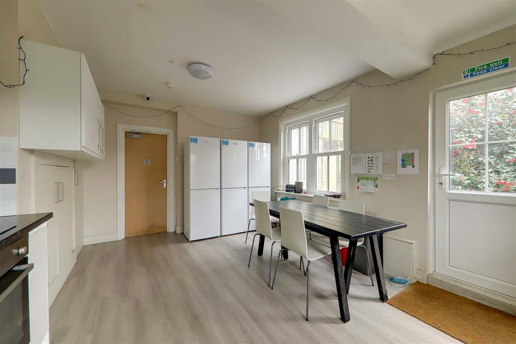 Additional image 3 of Warwick Gardens, Worthing, BN11