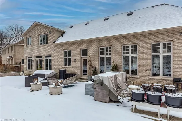 Additional image 50 of 35 Sweetman Dr