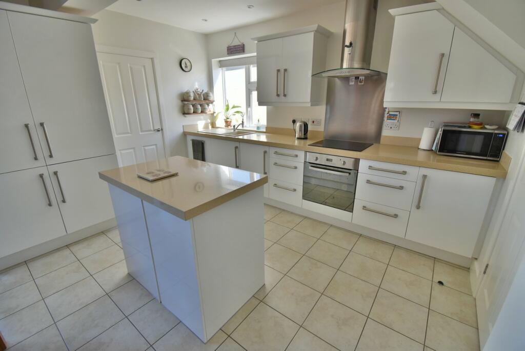 Additional image 2 of Hilltop Road, Ferndown, BH22