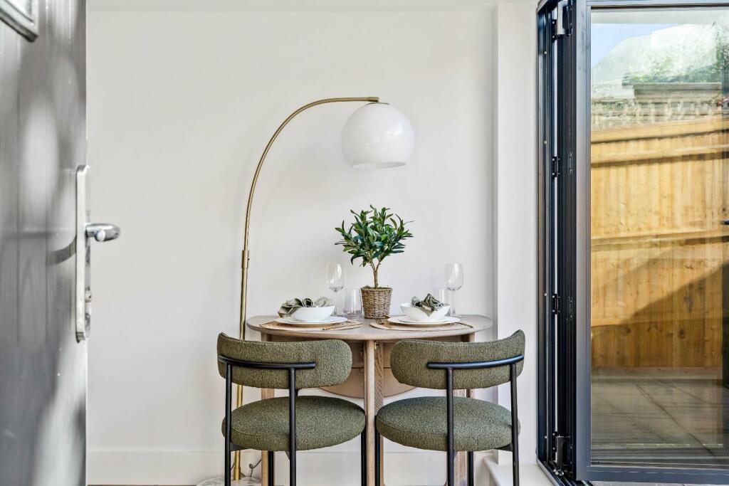 Additional image 5 of Howard Terrace, Brighton