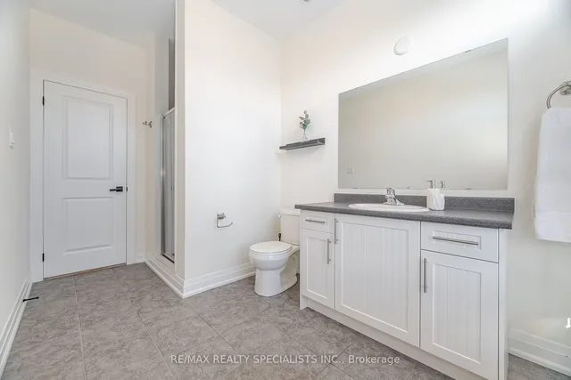 Additional image 31 of 18 Eastman Dr