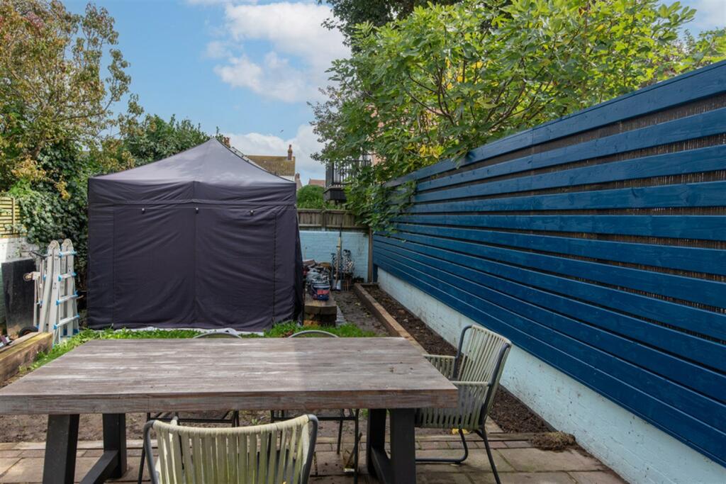 Additional image 18 of Navarino Road, Worthing, BN11