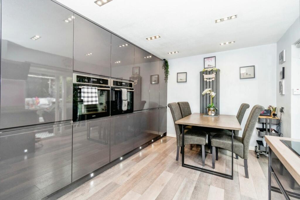 Additional image 17 of Harcourt Avenue, Bradford, BD13