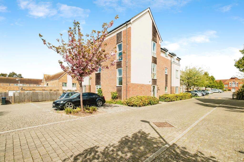 Additional image 2 of Amber Close, Shoreham-By-Sea