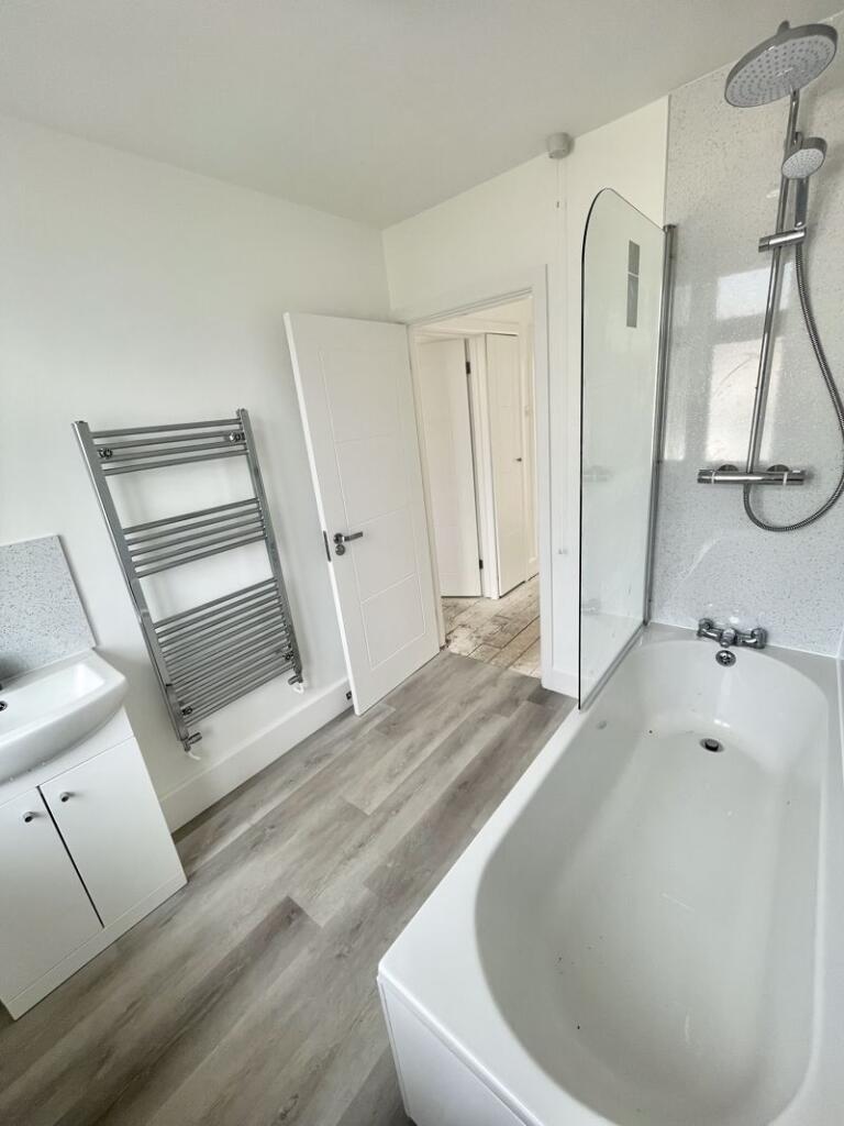 Additional image 9 of Beautifully renovated three-bedroom property located at Redhill, Ensbury Park £1600 pcm - AVAILABLE March 25