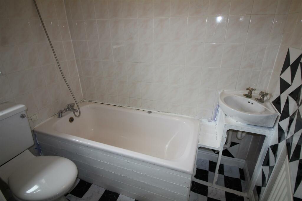 Additional image 10 of Albert Terrace, Wyke