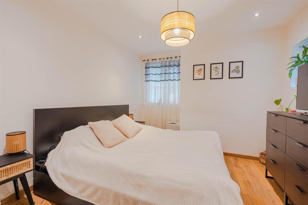 Additional image 6 of Lansdowne Road, Bournemouth