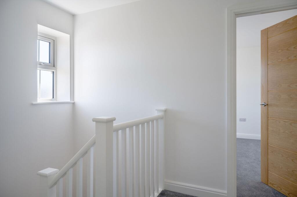 Additional image 18 of Clarendon Road, Christchurch, BH23