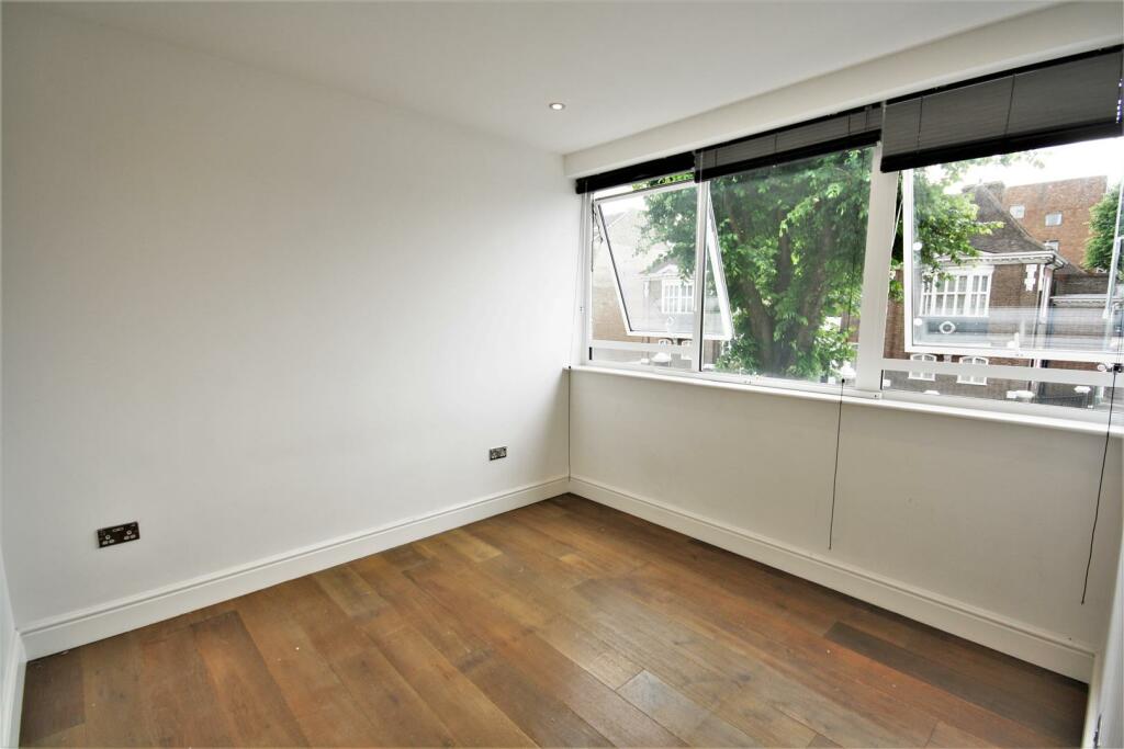 Additional image 5 of The Legacy, 84-86 Denmark Villas