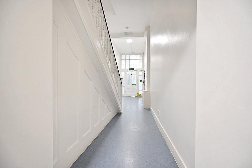 Additional image 11 of Flat 5, 14 Park Crescent, Worthing, West Sussex BN11 4AH