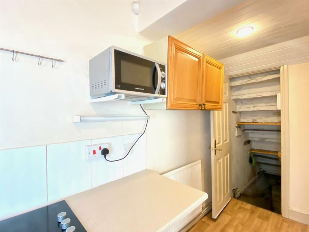 Additional image 9 of Huddersfield Road, Wyke