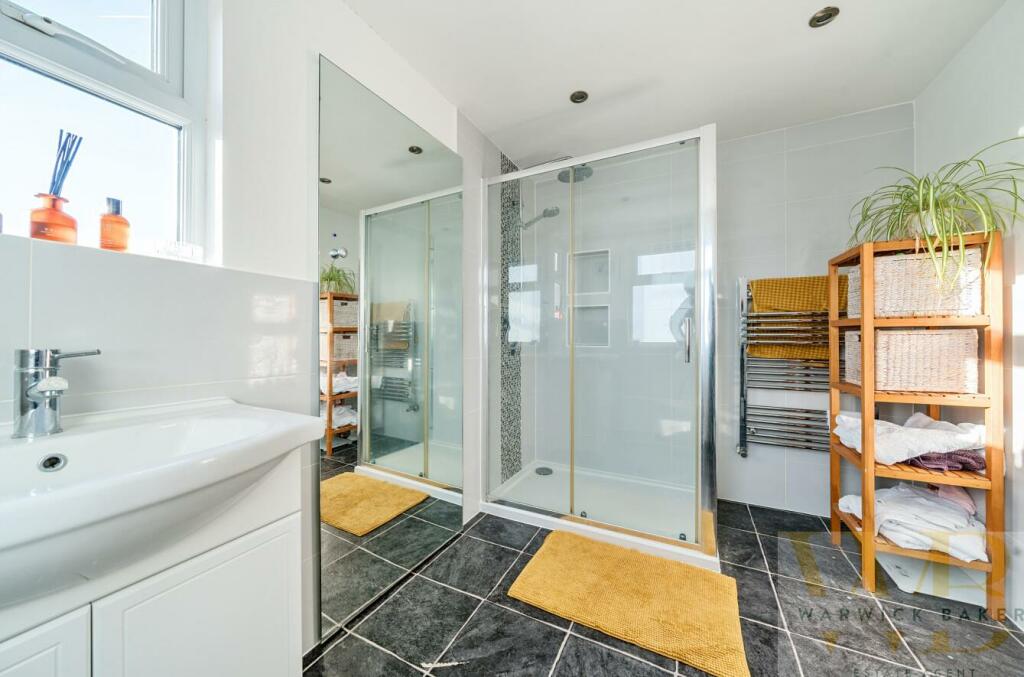 Additional image 10 of Gordon Road, Shoreham-By-Sea