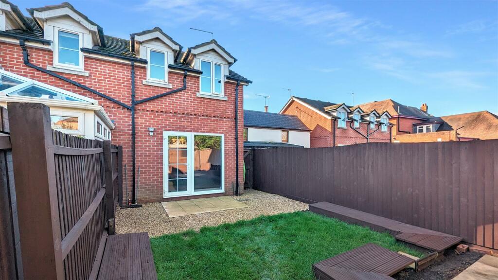 Additional image 10 of Wallisdown Road, Bournemouth