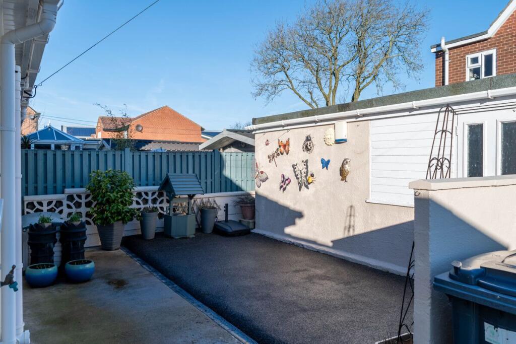 Additional image 23 of Moorland Road, Drighlington