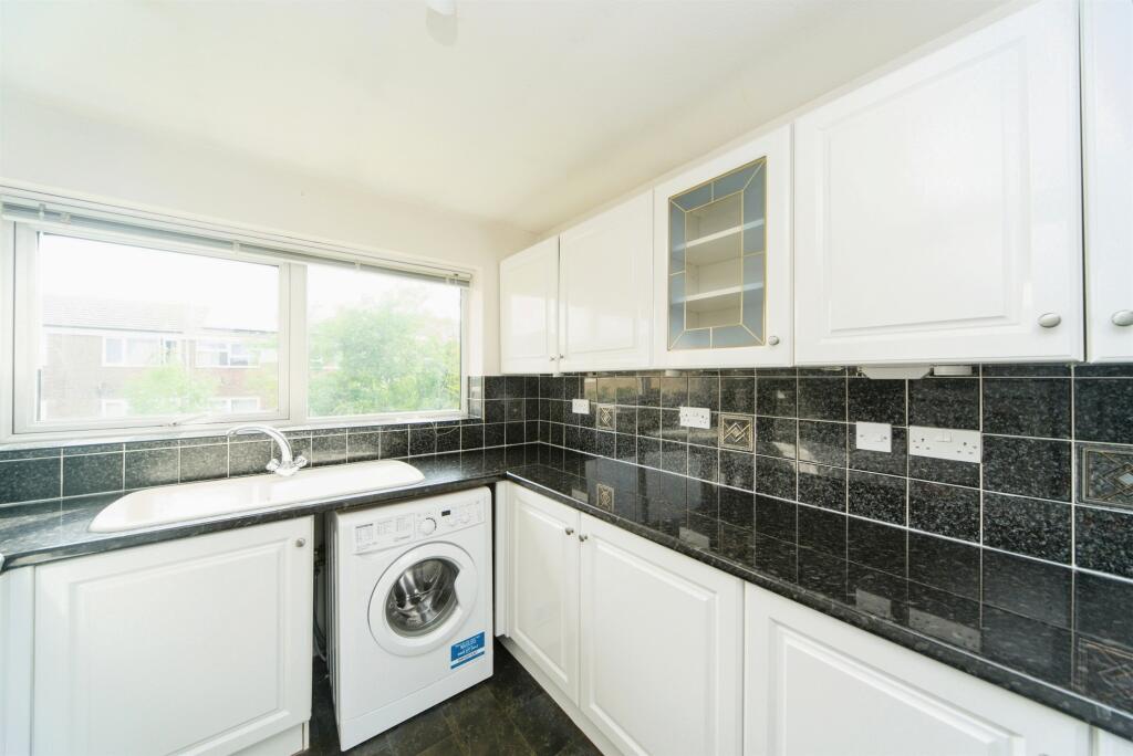 Additional image 5 of Harebell Close, Eastbourne