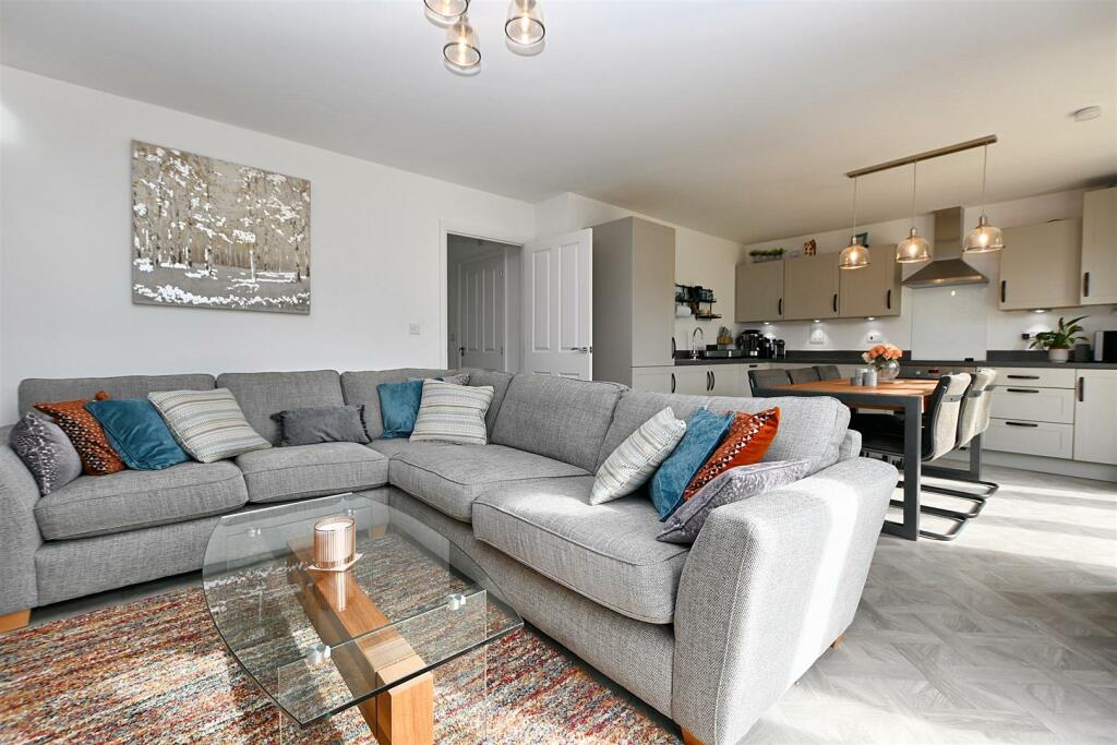 Additional image 4 of Pendine Gardens, Eastbourne