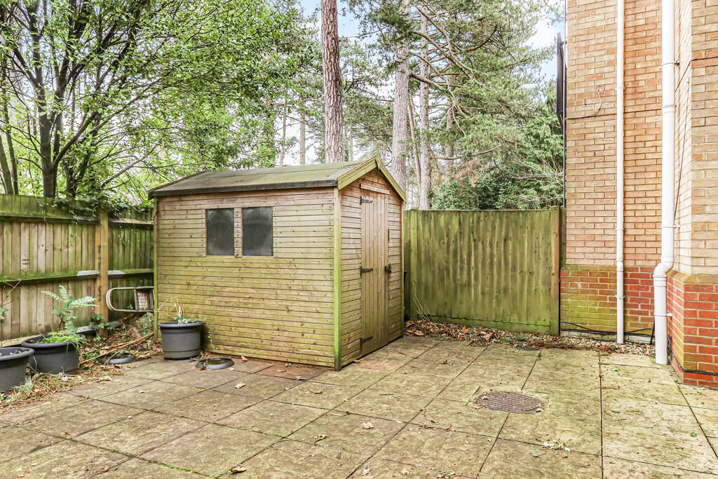 Additional image 15 of Holdenhurst Road, Bournemouth