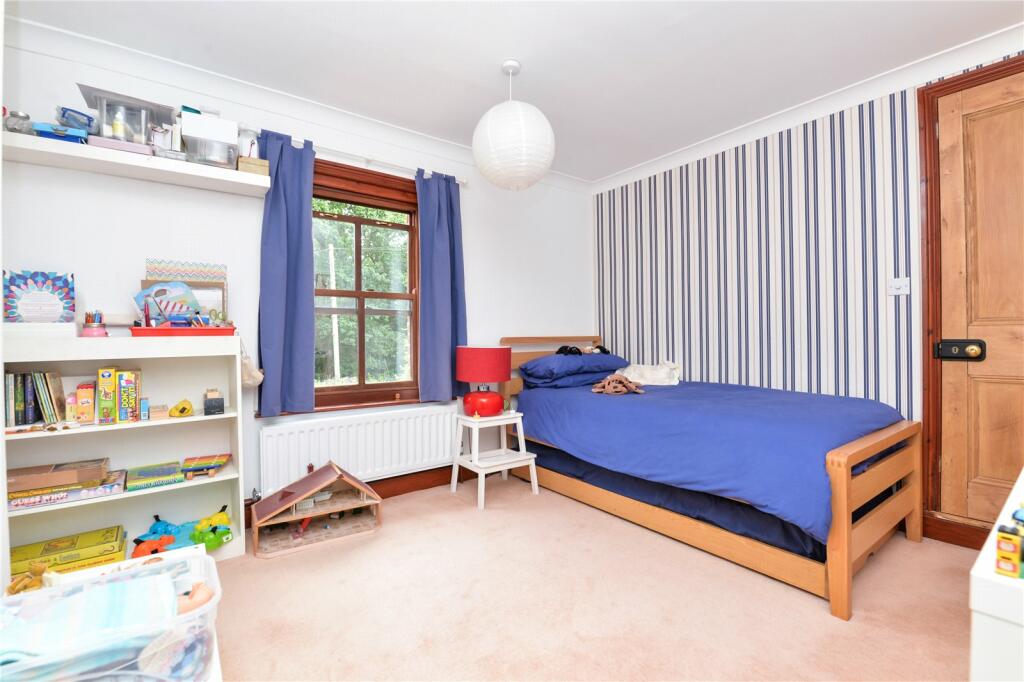 Additional image 11 of Cull Lane, New Milton, Hampshire, BH25