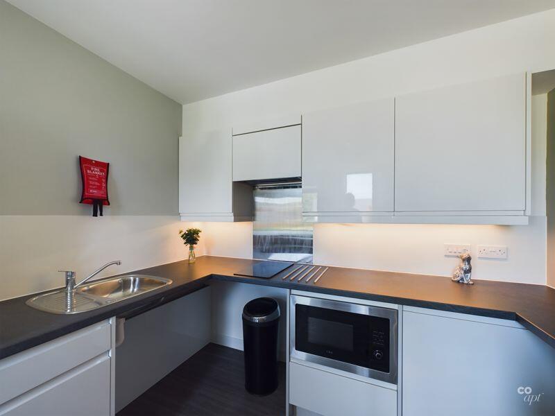 Additional image 4 of Holden Court - Superior Studio