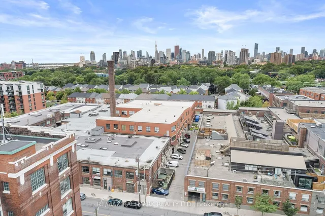 Additional image 34 of 326 Carlaw Ave Unit 106