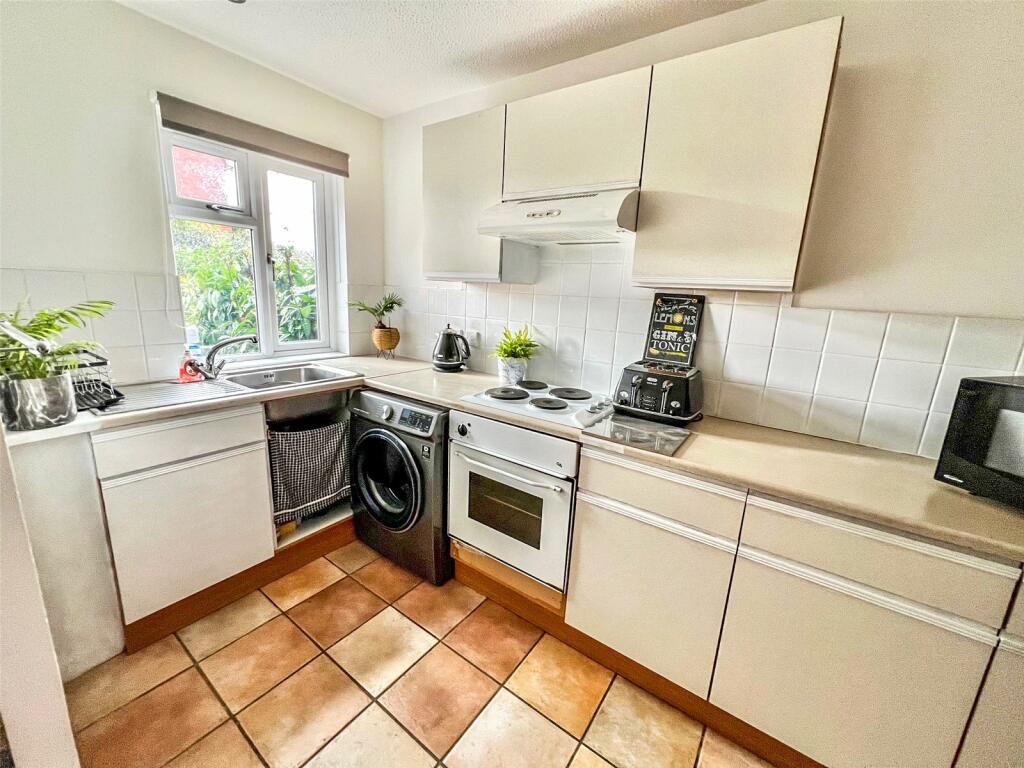 Additional image 9 of Buckingham Walk, New Milton, Hampshire, BH25