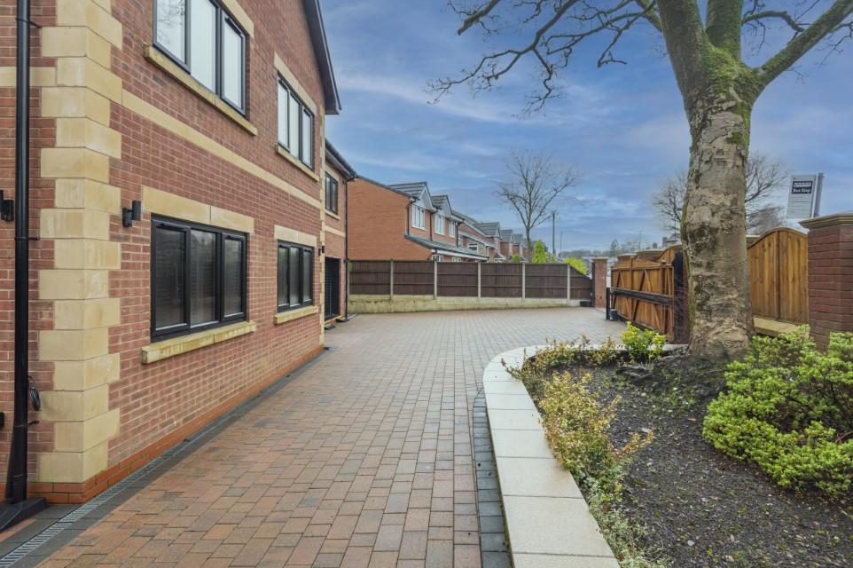 Additional image 38 of Easedale Road, Heaton, Bolton