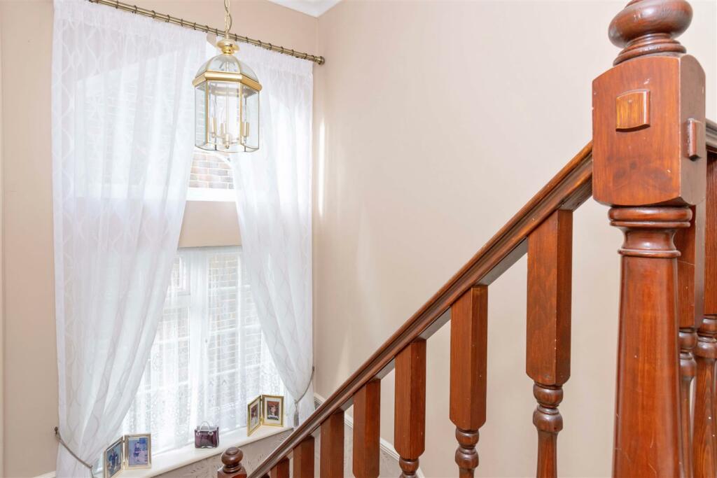 Additional image 22 of Manor Road, Lancing