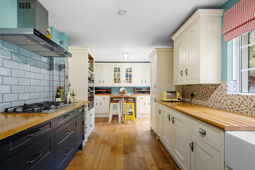 Additional image 8 of Corfe Castle, Wareham, Dorset