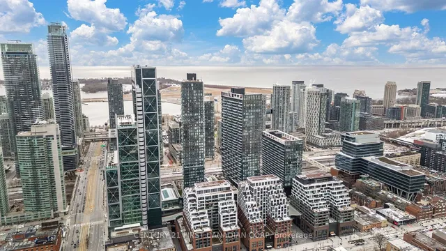 Additional image 35 of 470 Front St Unit 1310