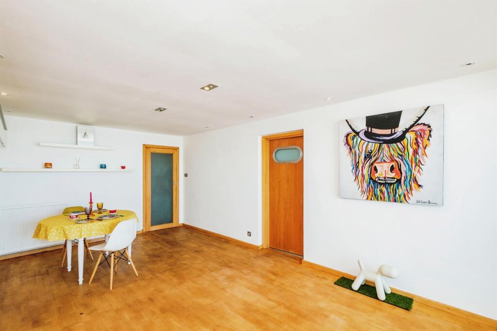 Kings Esplanade, Hove