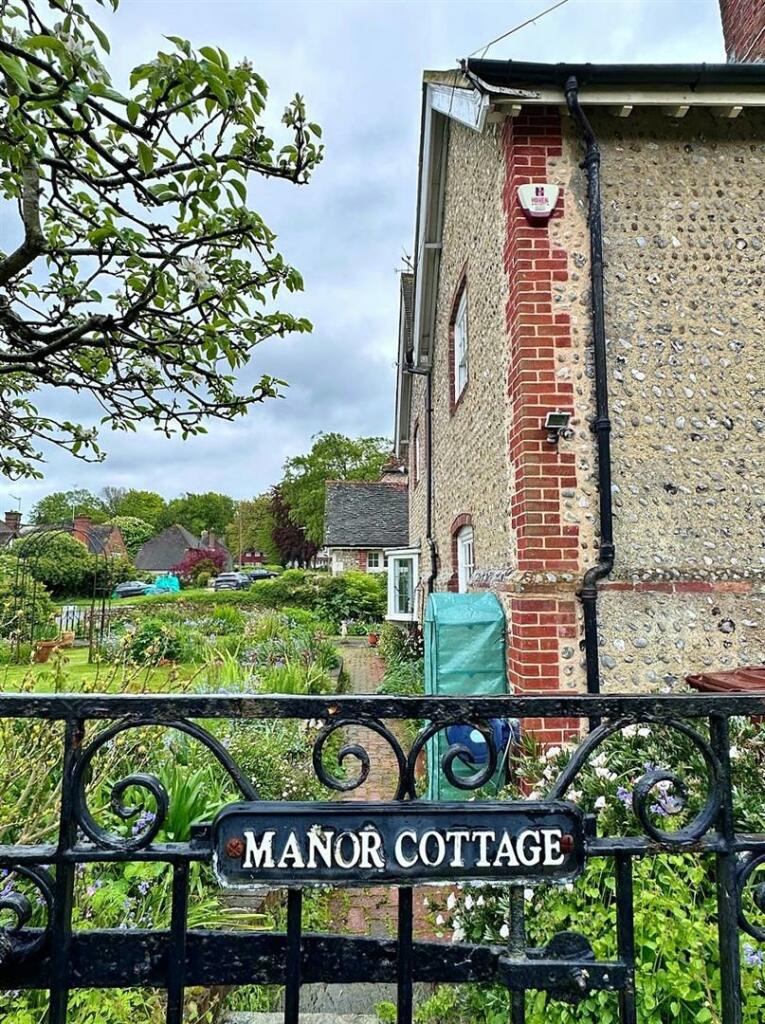 Additional image 22 of Manor Way, Ratton, Eastbourne