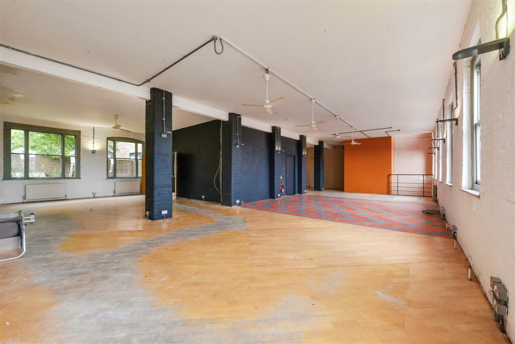 Additional image 6 of Tarrant Street, Arundel