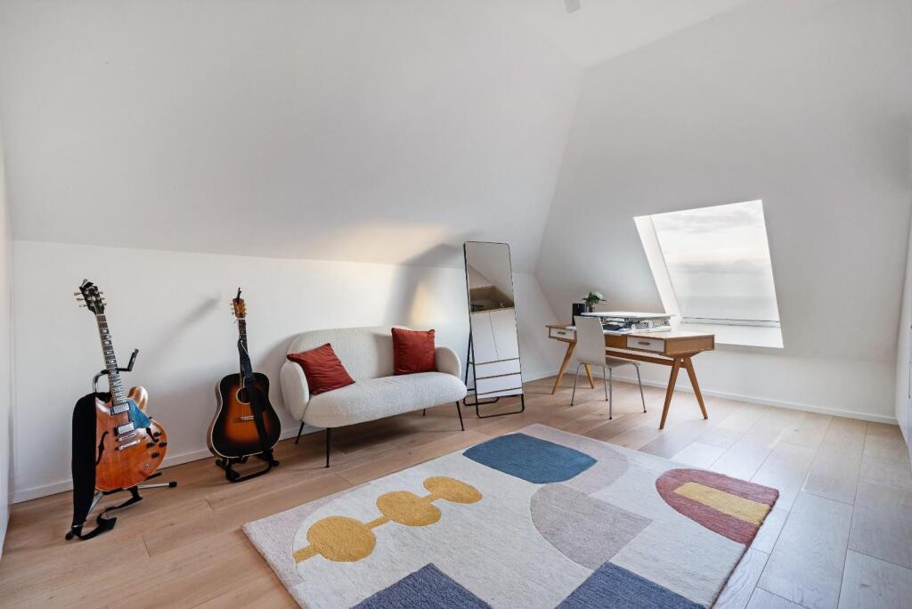 Additional image 34 of Roedean Road, Brighton