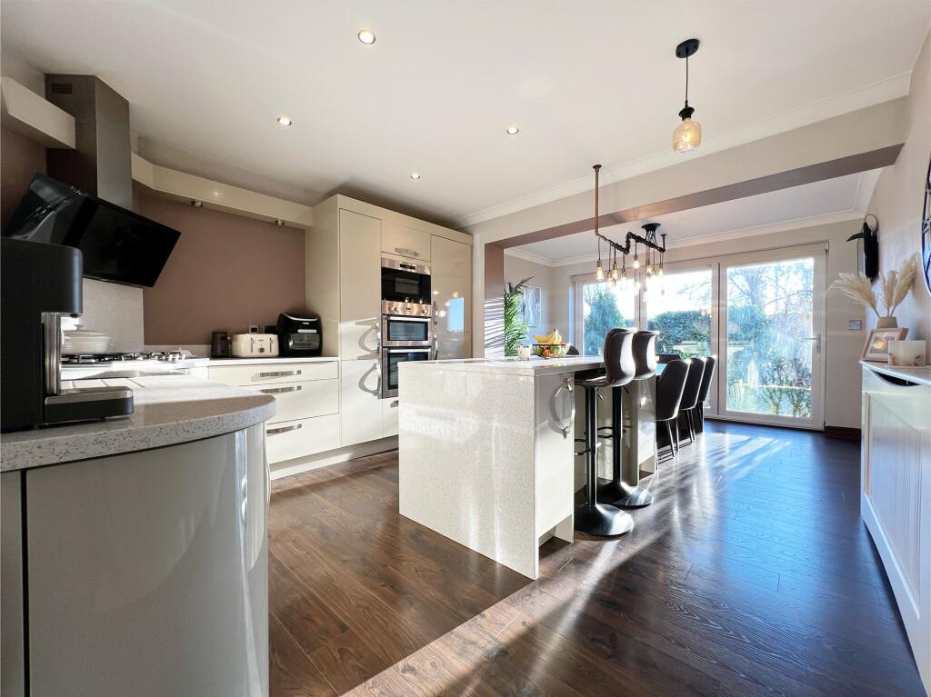 Additional image 2 of Bream Avenue, Cleckheaton, BD19